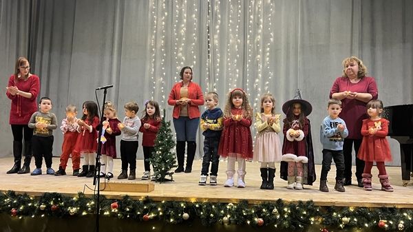 Megható és szórakoztató műsorok a harmadik adventi gyertyagyújtáson