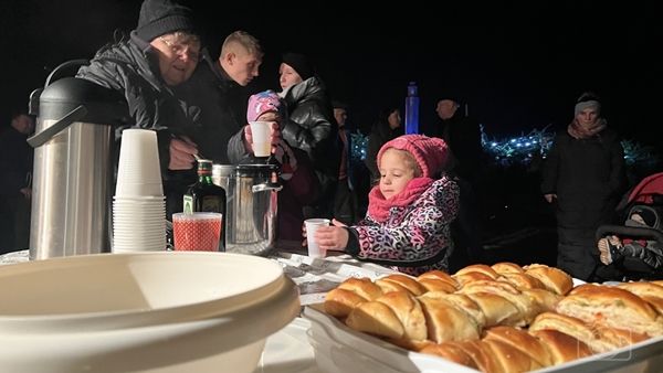 adventi_gyertyagyujtas_opusztaszer_20251130_ck_013