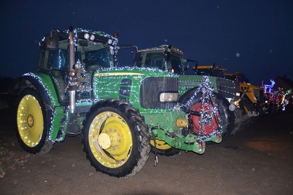 Civil Ház avatás és traktoros felvonulás Balástyán